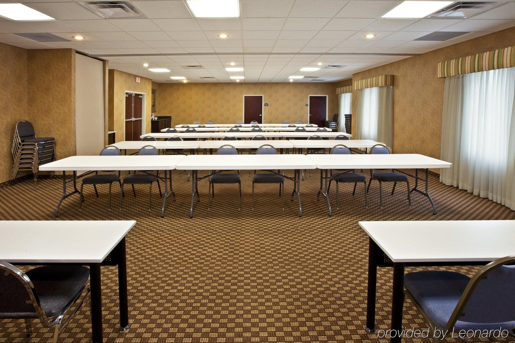 Holiday Inn Express Hotel & Suites Frankfort By Ihg Facilidades foto